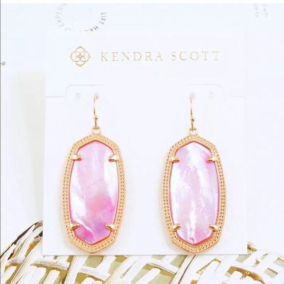 Kendra Scott Jewelry - NEW 💯 Kendra Scott Lilac Pearl Elle Drop Earrings